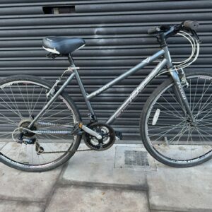 Boss indigo Ladies hybrid bike fully serviced