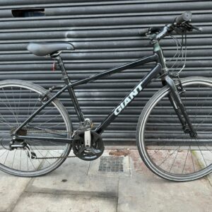 Giant Escape 3 Hybrid Bike